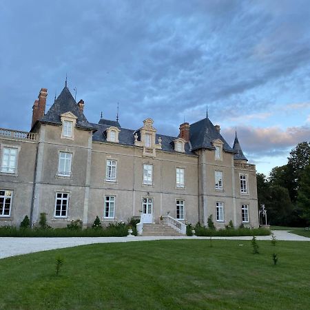 Chateau De St-Fulgent, Gite La Tour Saint-Fulgent Εξωτερικό φωτογραφία