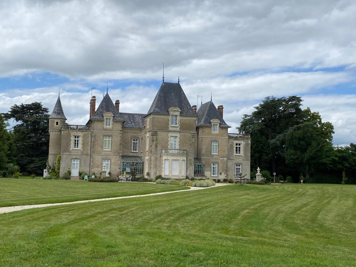 Chateau De St-Fulgent, Gite La Tour Saint-Fulgent Εξωτερικό φωτογραφία