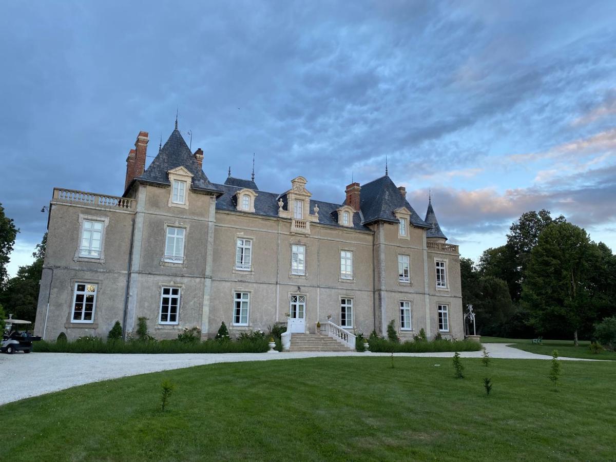 Chateau De St-Fulgent, Gite La Tour Saint-Fulgent Εξωτερικό φωτογραφία